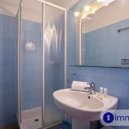 House In With Swimming Pool Casa vacanze